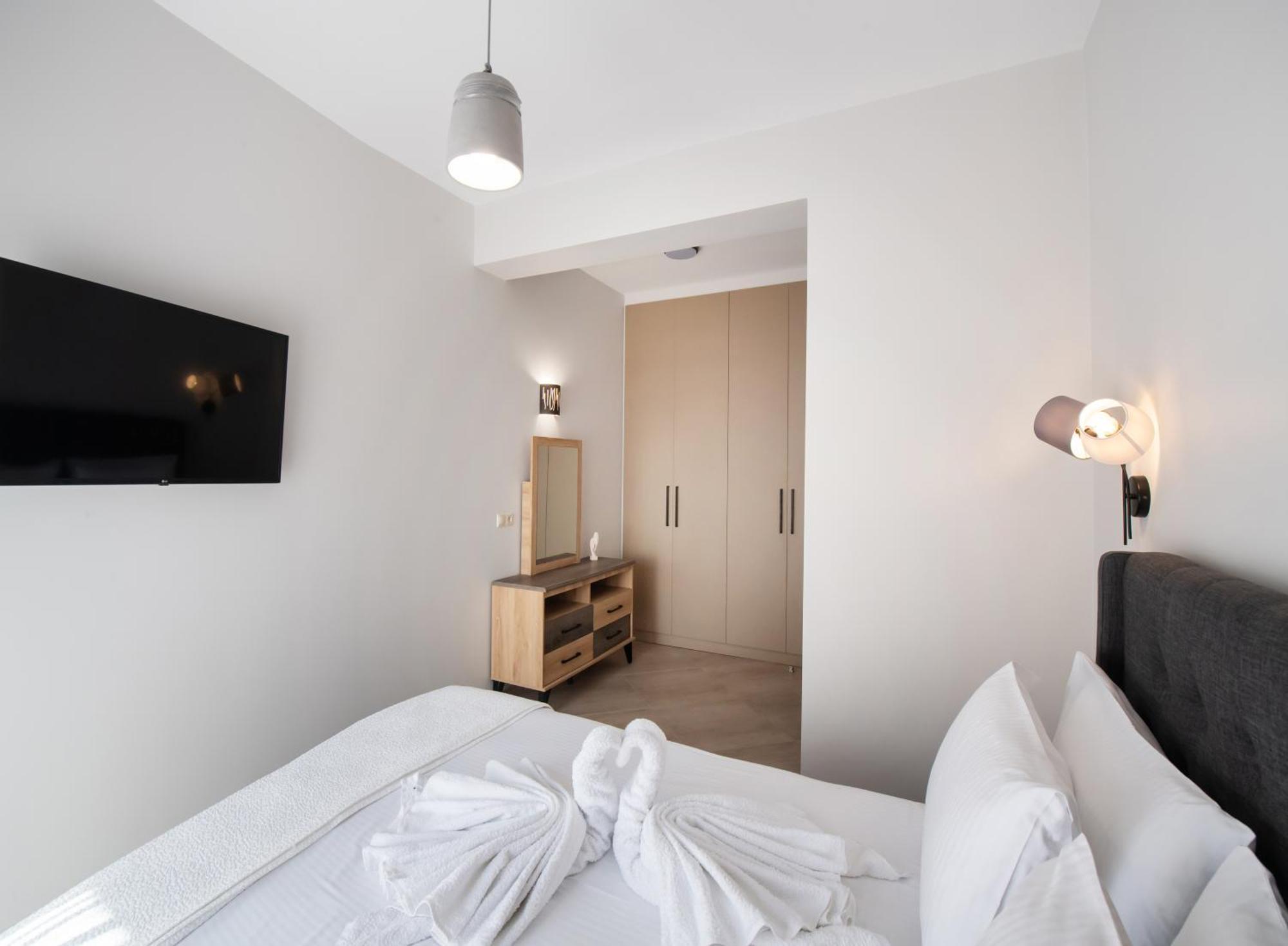 Ruellia Luxury Apartments Kalligoni Exterior photo