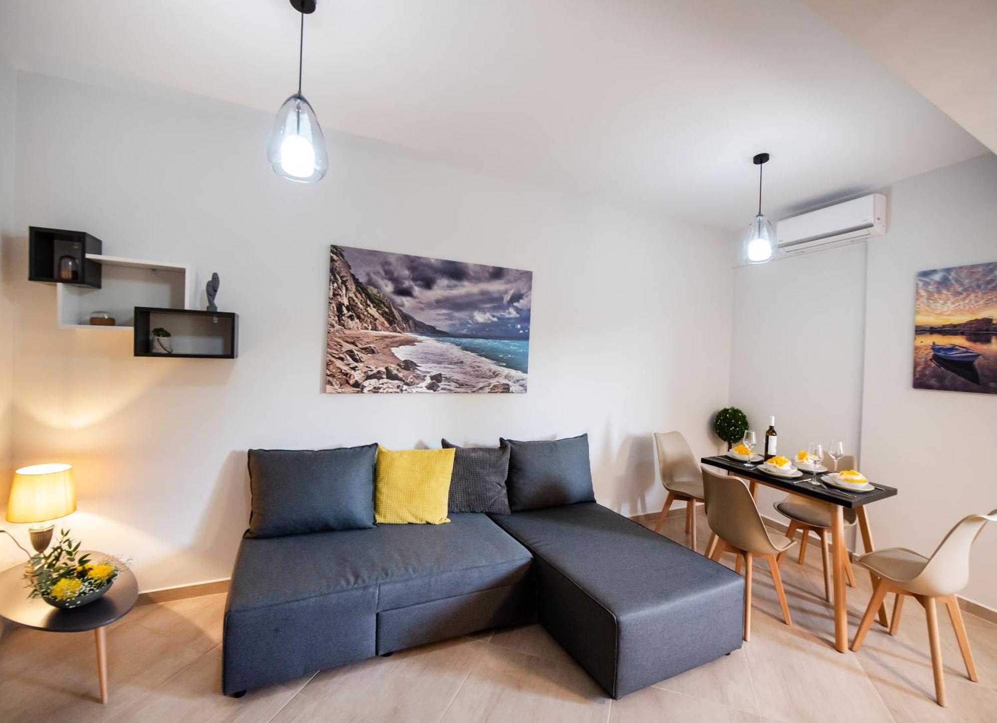 Ruellia Luxury Apartments Kalligoni Exterior photo